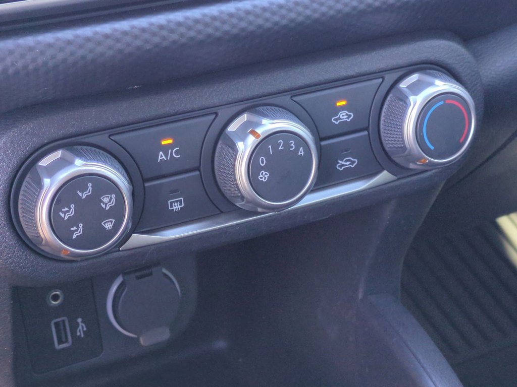 Thumbnail: 2023 Nissan Kicks - 27