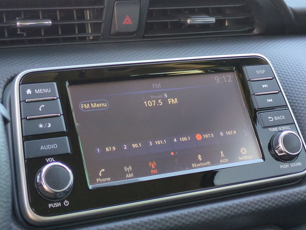 Thumbnail: 2023 Nissan Kicks - 16