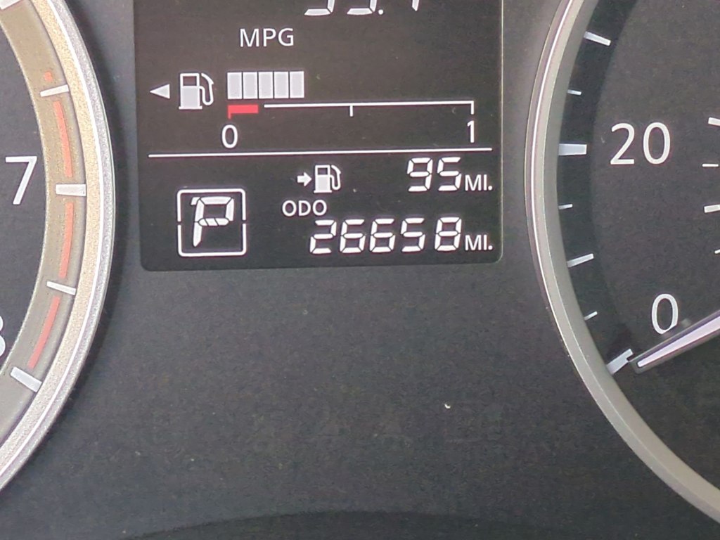 Thumbnail: 2023 Nissan Kicks - 18