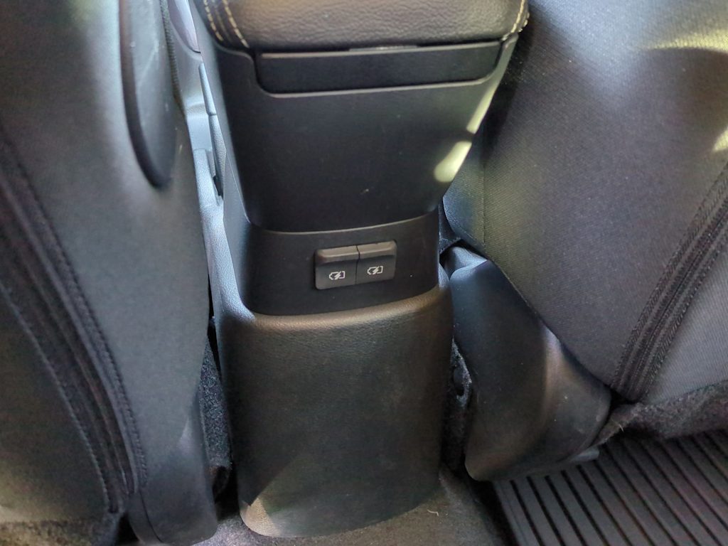 Thumbnail: 2023 Nissan Kicks - 12