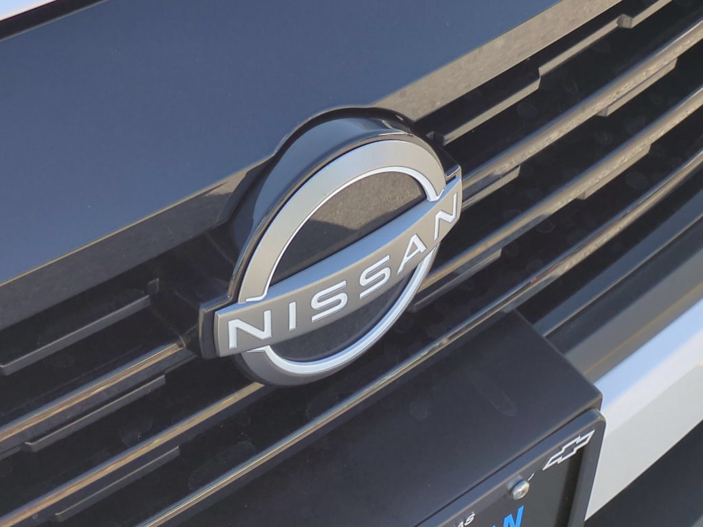 Thumbnail: 2025 Nissan Kicks - 5