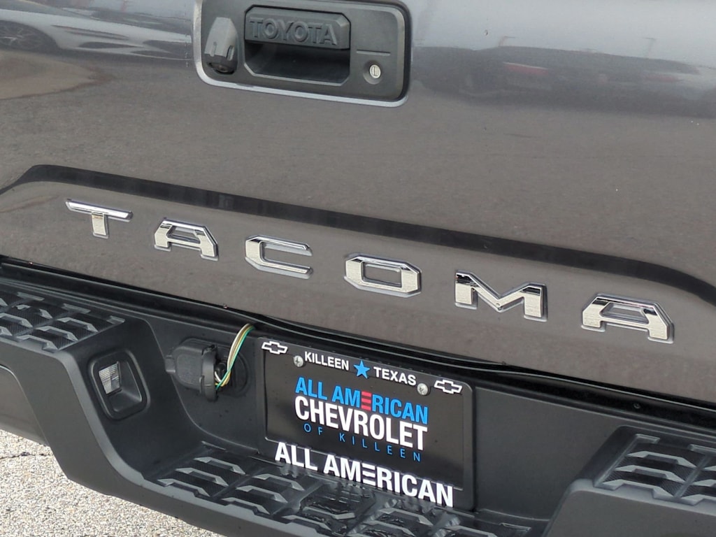 Thumbnail: 2022 Toyota Tacoma - 31