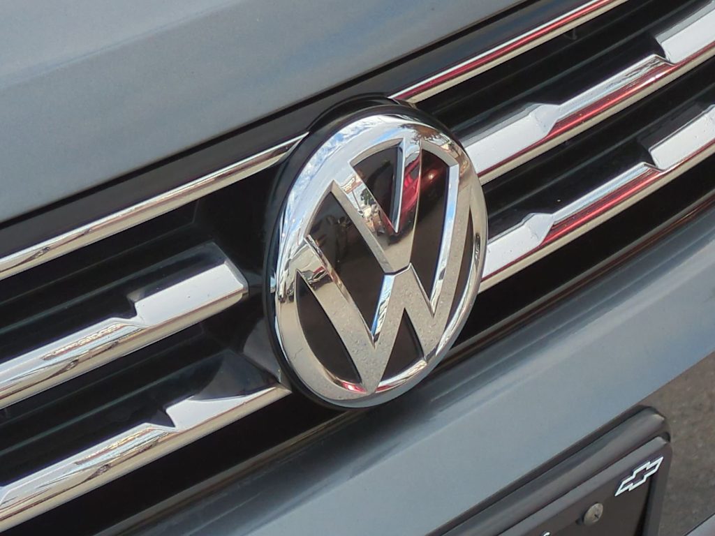 Thumbnail: 2018 Volkswagen Tiguan - 7