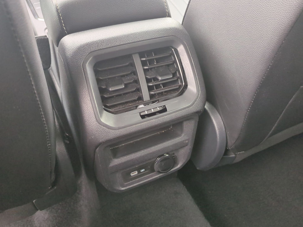 Thumbnail: 2024 Volkswagen Tiguan - 28