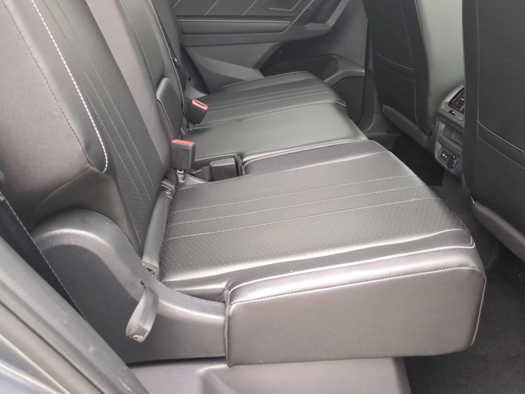 Thumbnail: 2024 Volkswagen Tiguan - 32