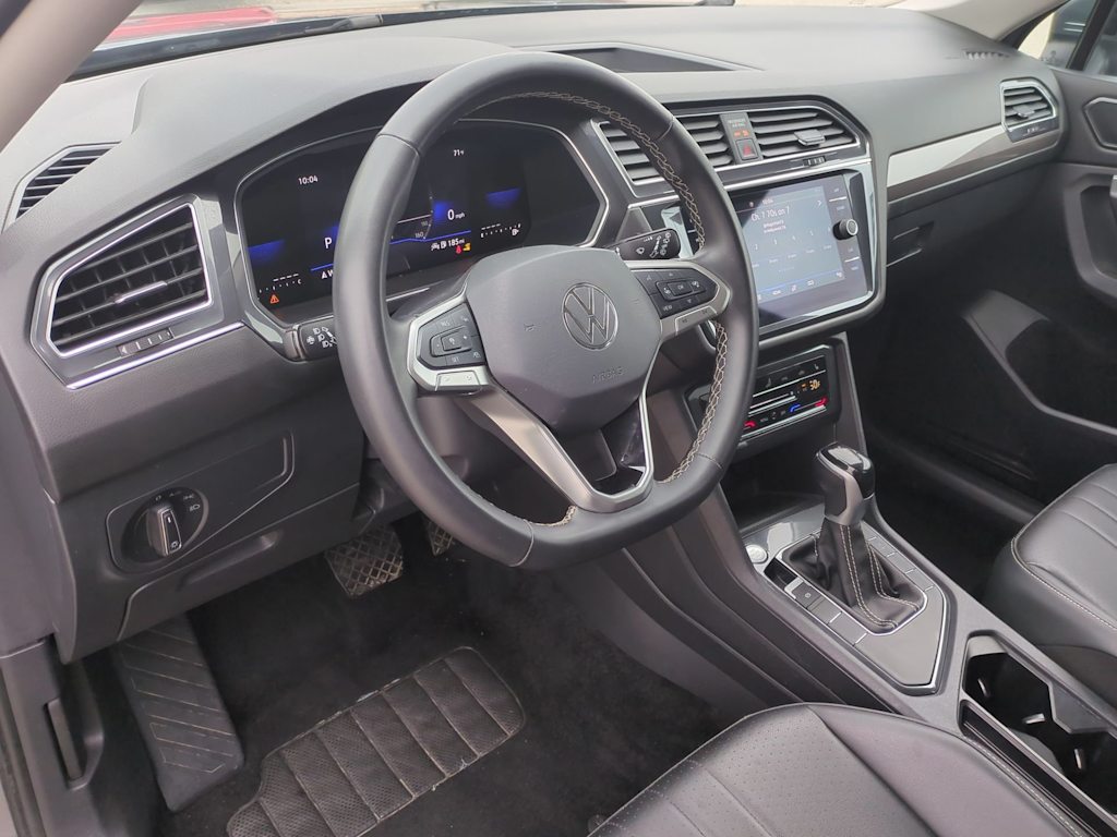 Thumbnail: 2024 Volkswagen Tiguan - 2