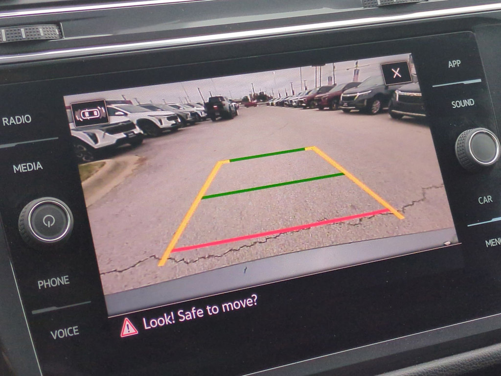 Thumbnail: 2024 Volkswagen Tiguan - 24