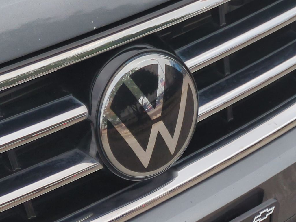 Thumbnail: 2024 Volkswagen Tiguan - 7