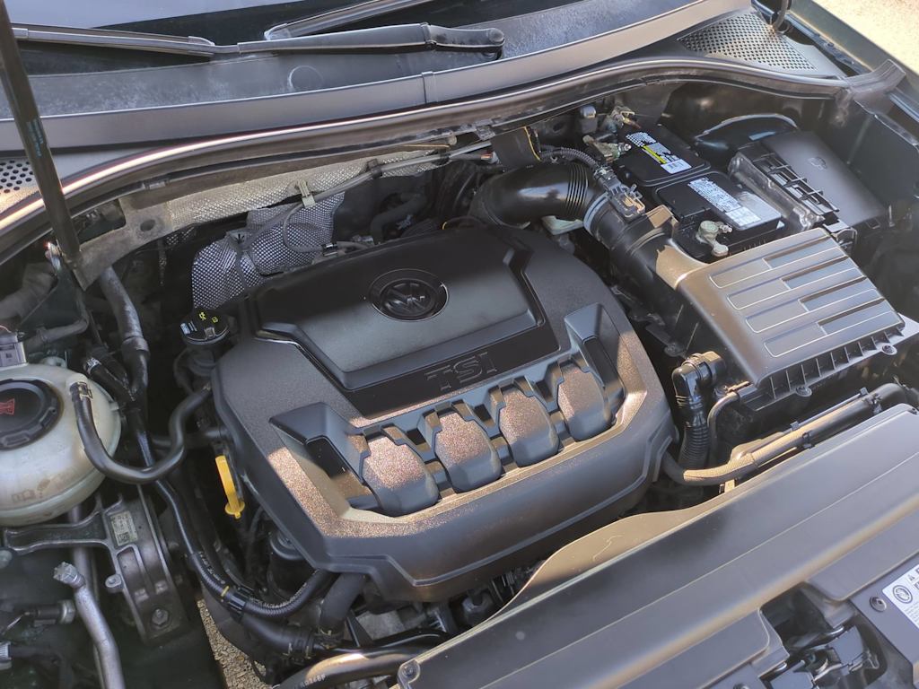Thumbnail: 2018 Volkswagen Tiguan - 9