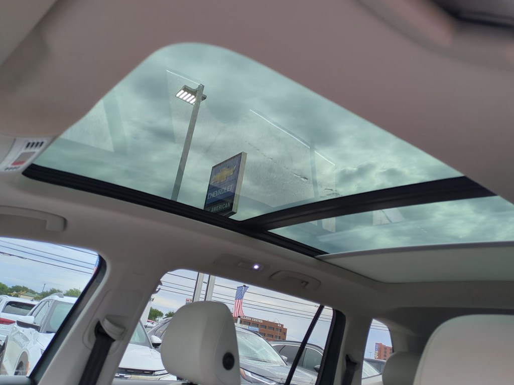 Thumbnail: 2019 Volkswagen Tiguan - 29