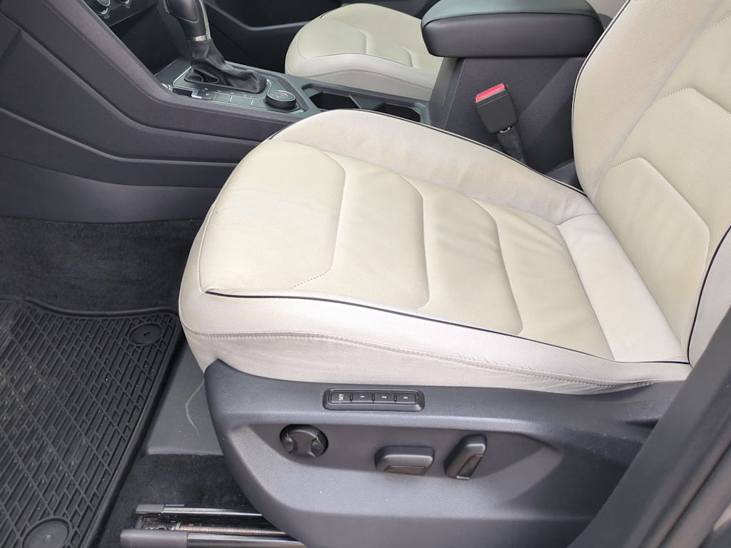 Thumbnail: 2019 Volkswagen Tiguan - 30