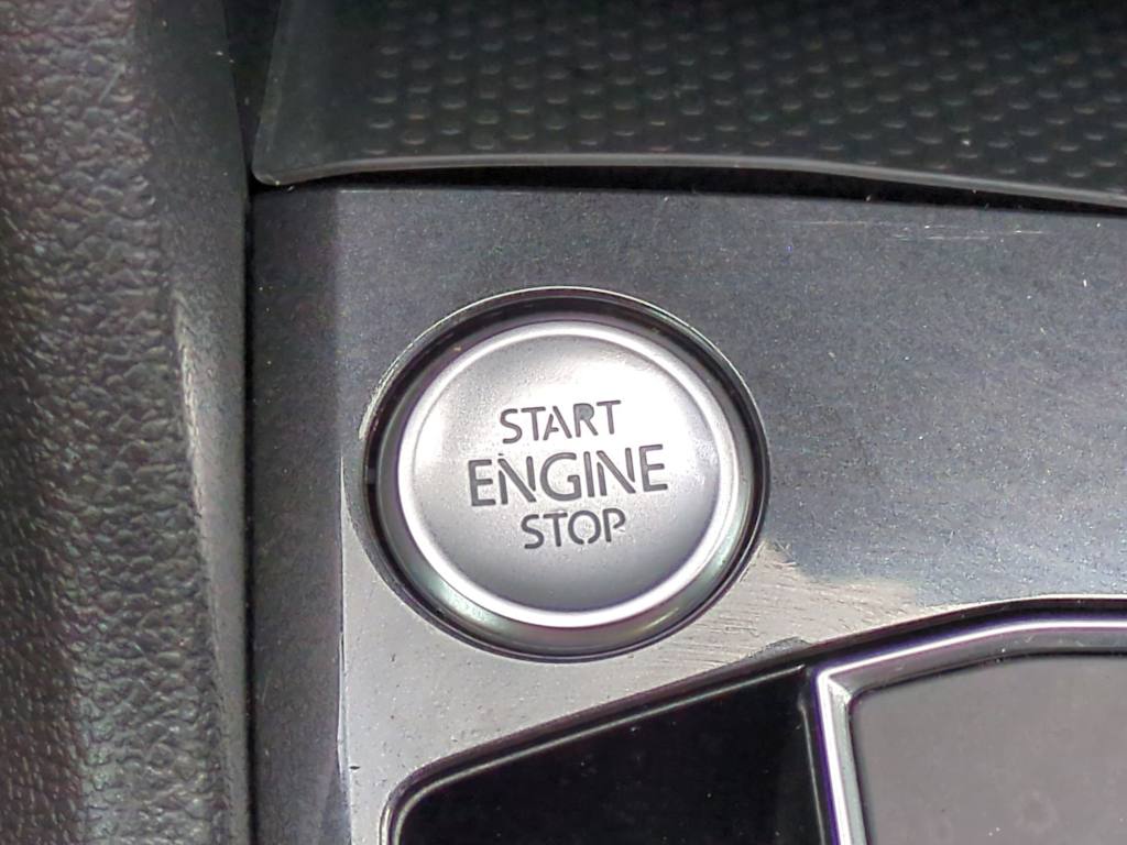 Thumbnail: 2019 Volkswagen Tiguan - 27