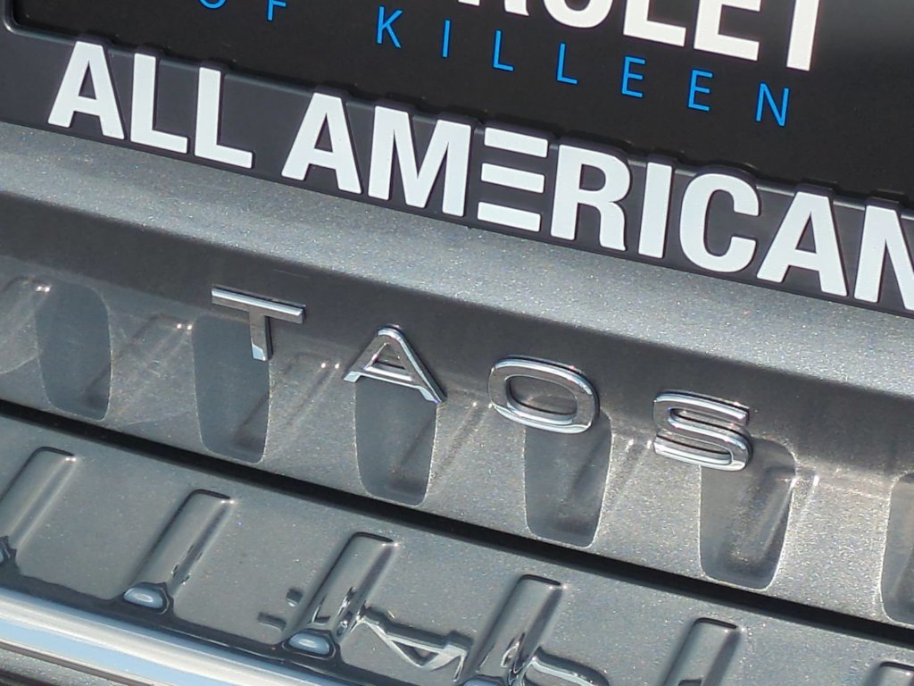 Thumbnail: 2025 Volkswagen Taos - 7