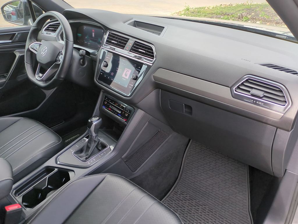 2023 Volkswagen Tiguan SE R-Line Black 15