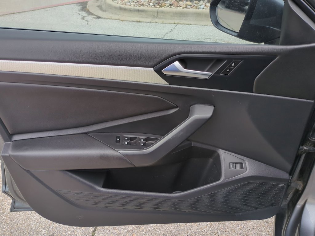 Thumbnail: 2019 Volkswagen Jetta - 29