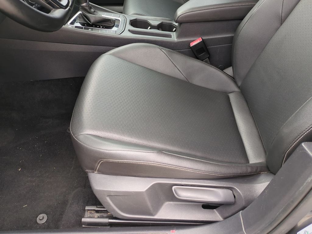 Thumbnail: 2019 Volkswagen Jetta - 28