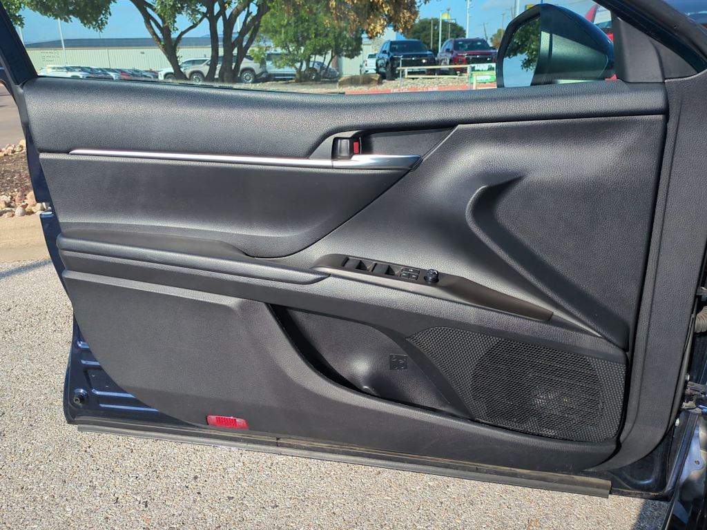 Thumbnail: 2022 Toyota Camry - 29