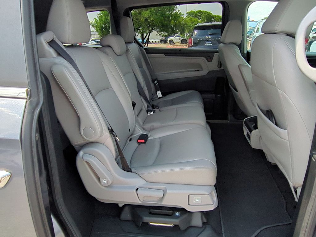 Thumbnail: 2019 Honda Odyssey - 31