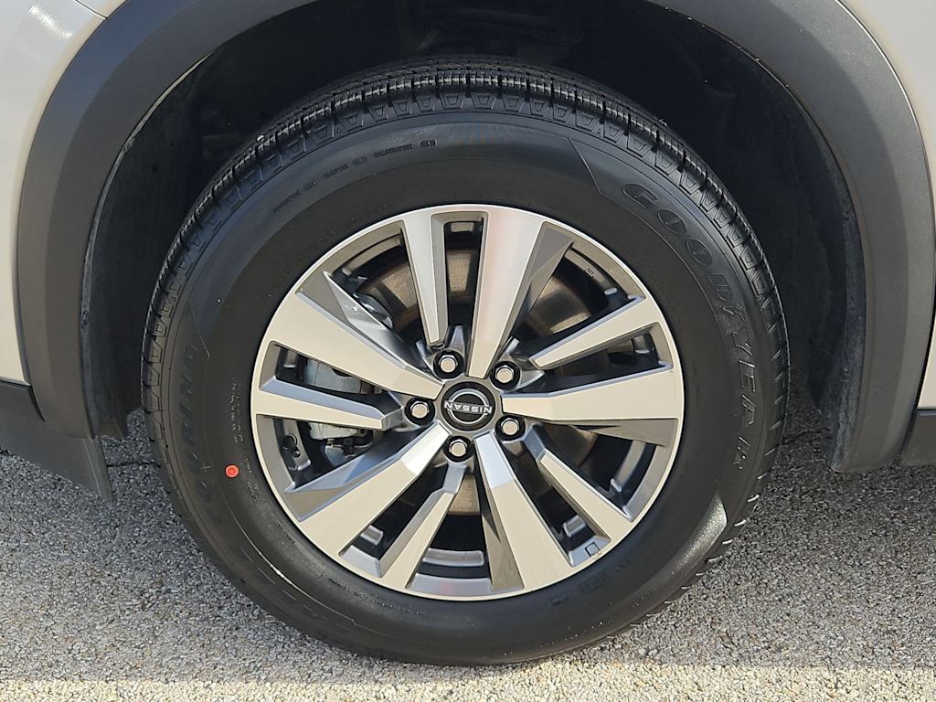 Thumbnail: 2025 Nissan Pathfinder - 8