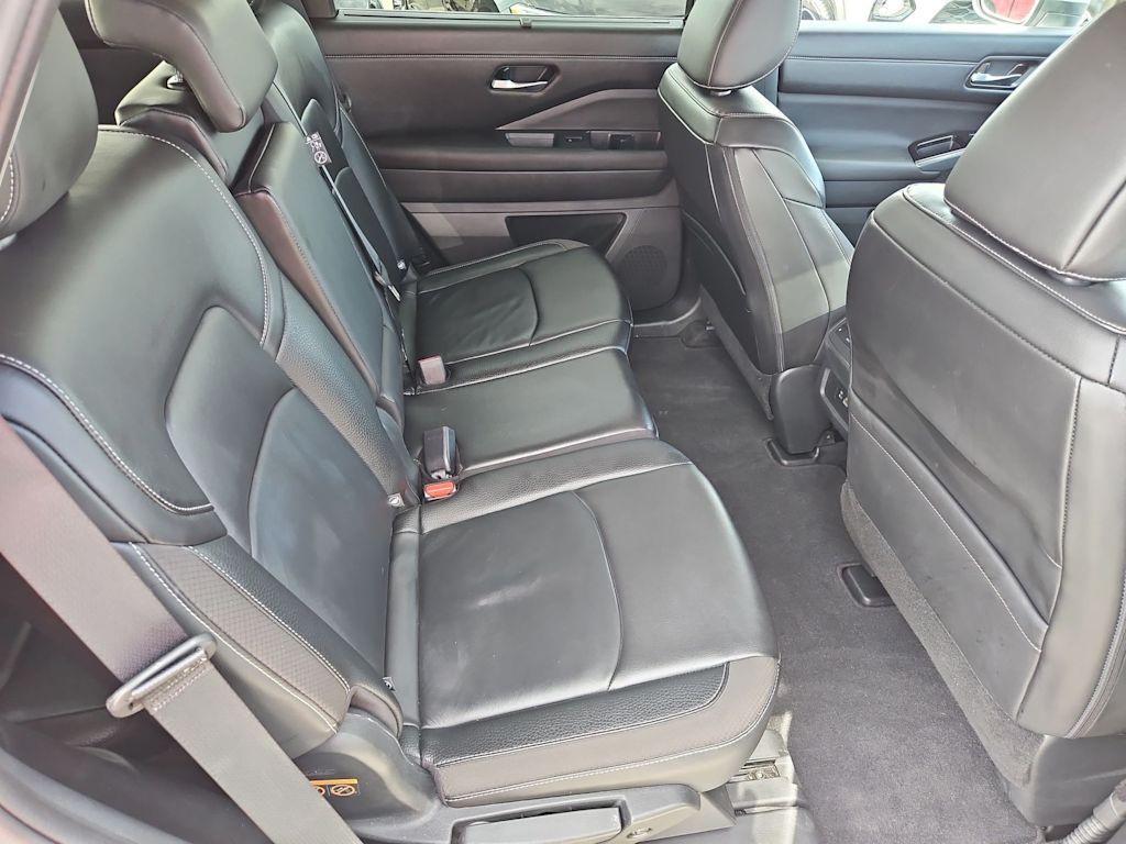 Thumbnail: 2025 Nissan Pathfinder - 32