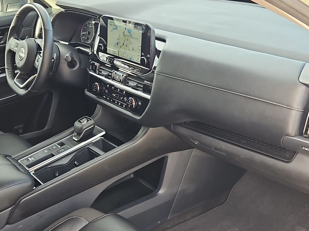 Thumbnail: 2025 Nissan Pathfinder - 14