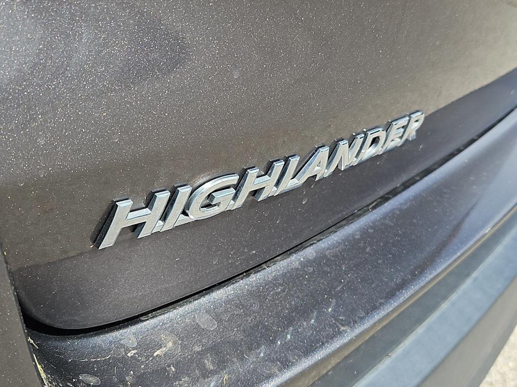 2019 Toyota Highlander Plus 31