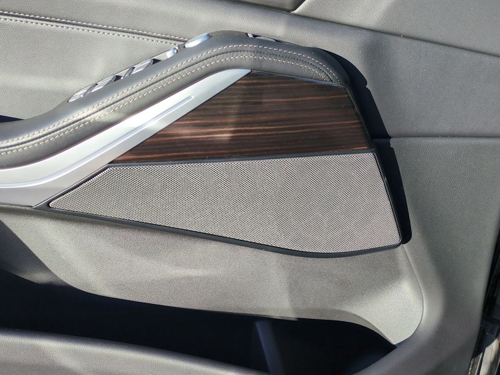 Thumbnail: 2025 BMW X7 - 32