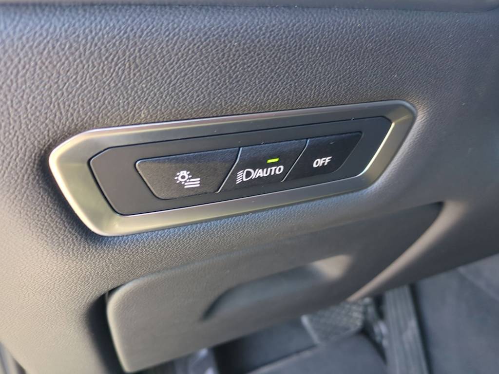 Thumbnail: 2025 BMW X7 - 36