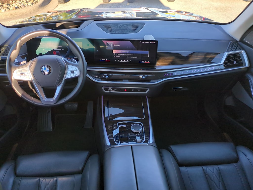 Thumbnail: 2025 BMW X7 - 14
