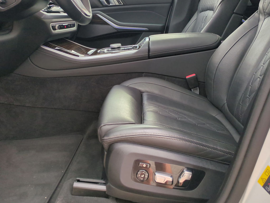 Thumbnail: 2025 BMW X5 - 27