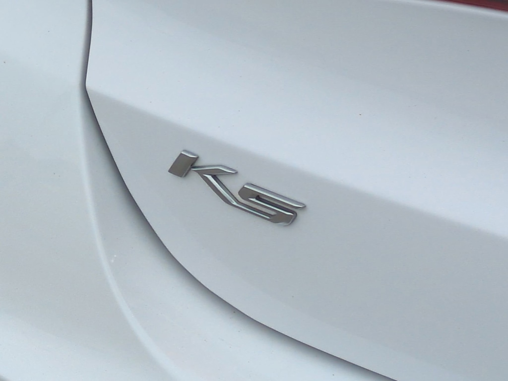 2022 Kia K5 GT-Line 33