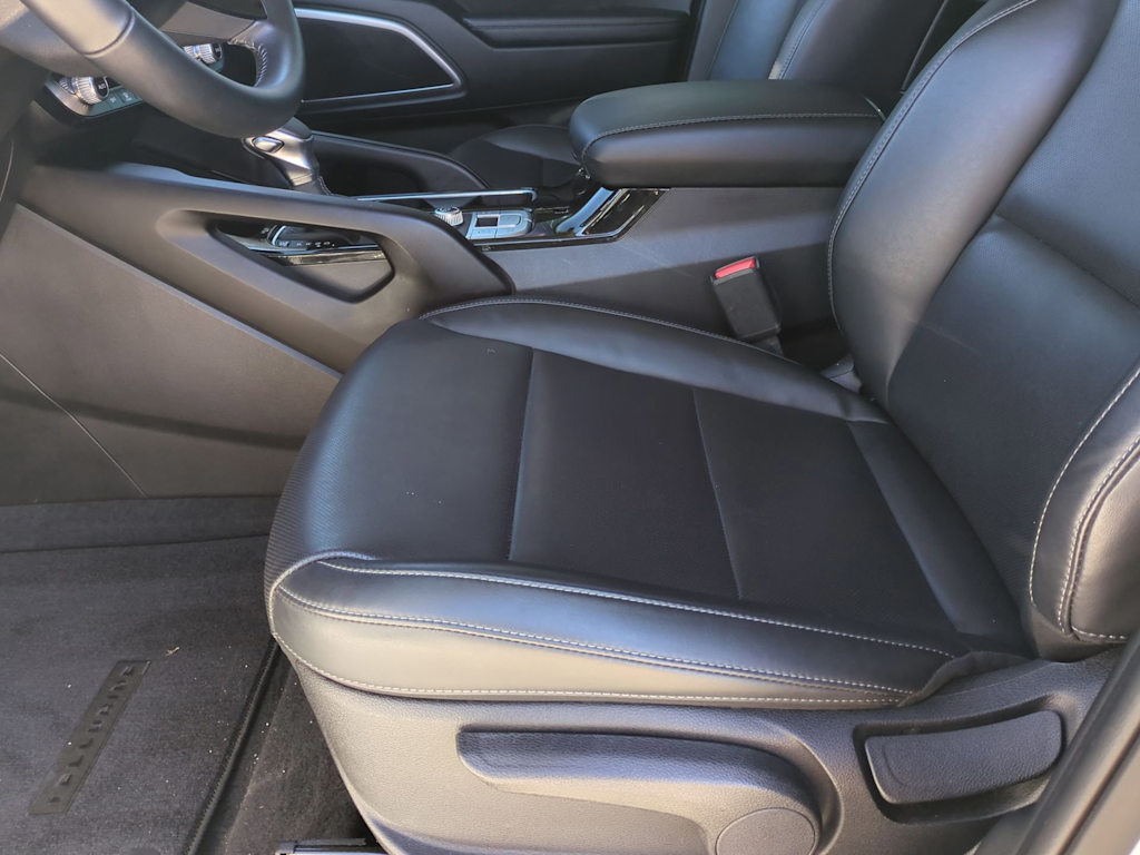 Thumbnail: 2025 Kia Telluride - 28