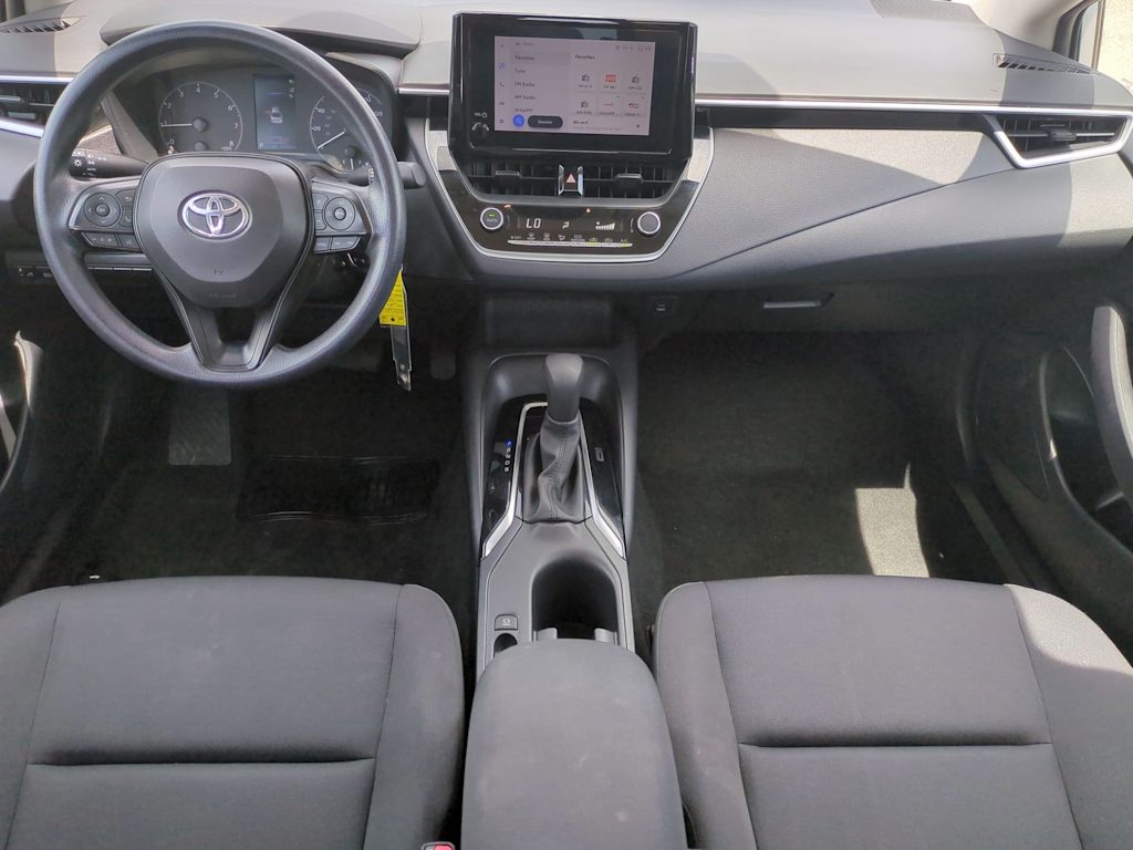 Thumbnail: 2024 Toyota Corolla - 10