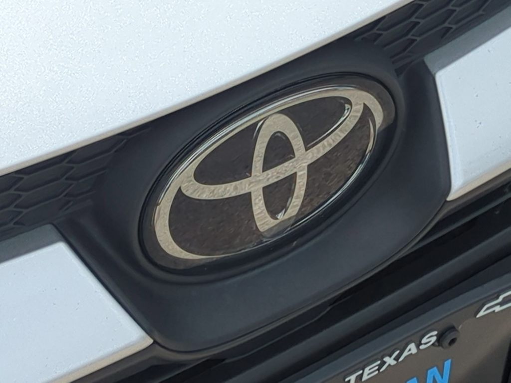 Thumbnail: 2024 Toyota Corolla - 31