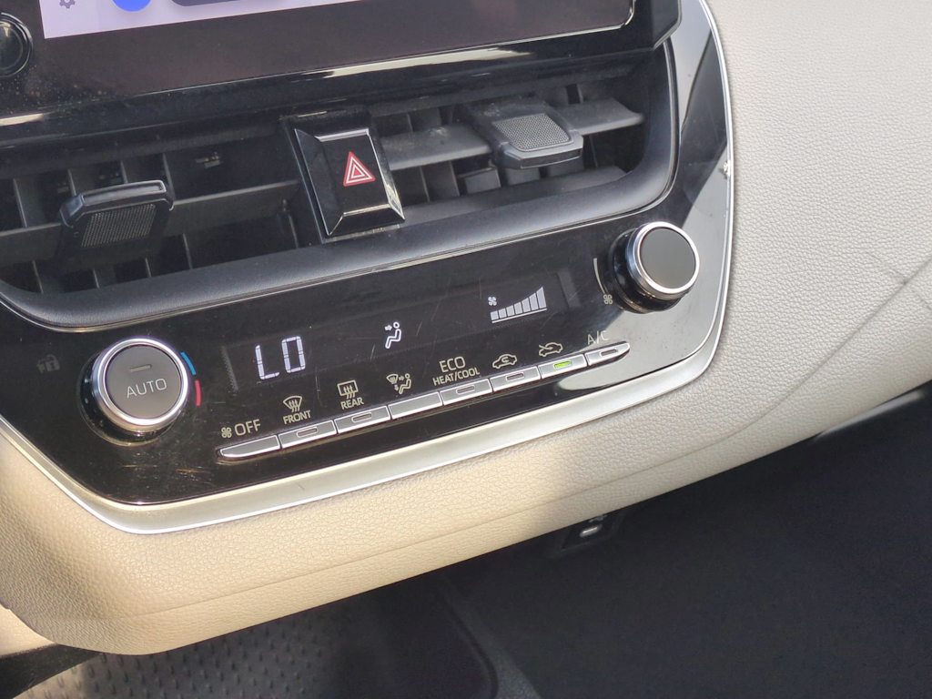 Thumbnail: 2024 Toyota Corolla - 26