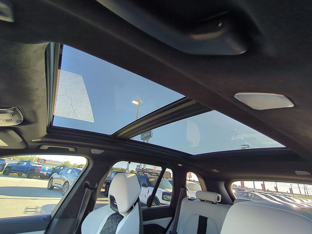 Thumbnail: 2026 BMW X5 - 27