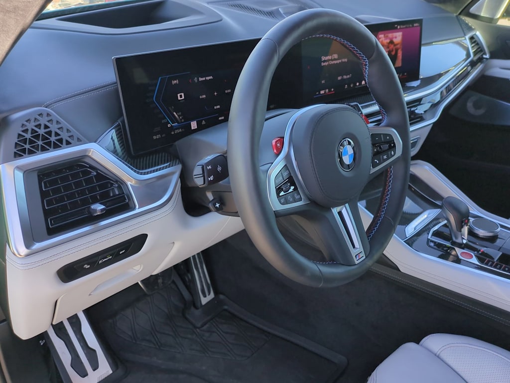 Thumbnail: 2026 BMW X5 - 2