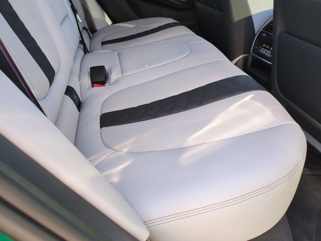 Thumbnail: 2026 BMW X5 - 10