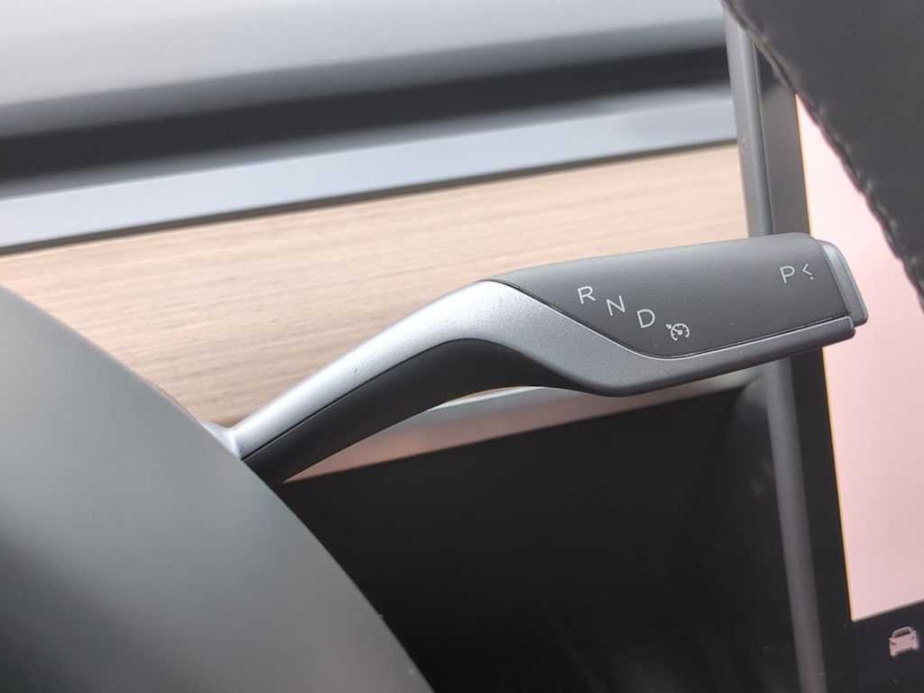 2024 Tesla Model Y Long Range 22