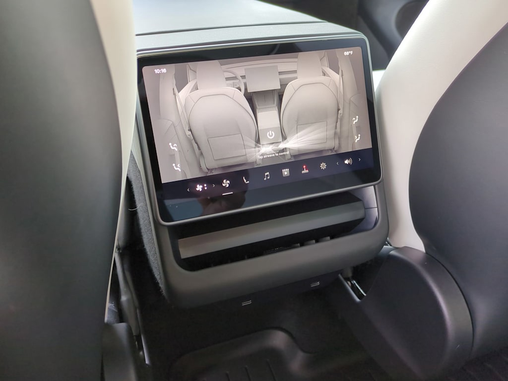 Thumbnail: 2026 Tesla Model Y - 25