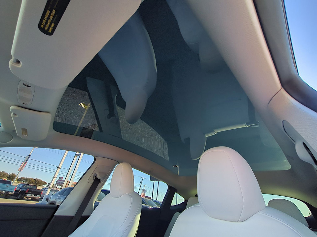 Thumbnail: 2023 Tesla Model Y - 24