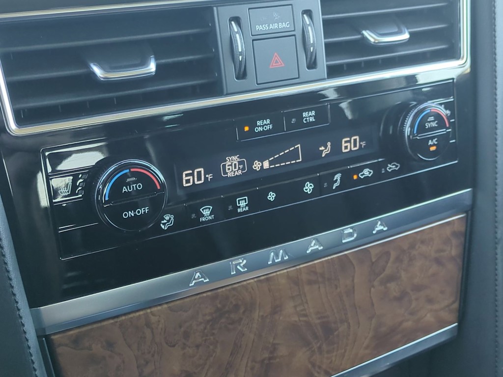 2023 Nissan Armada SL 26