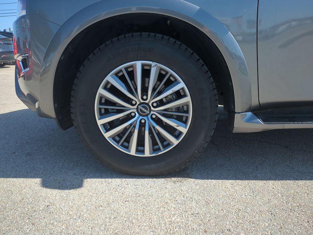 2023 Nissan Armada SL 8