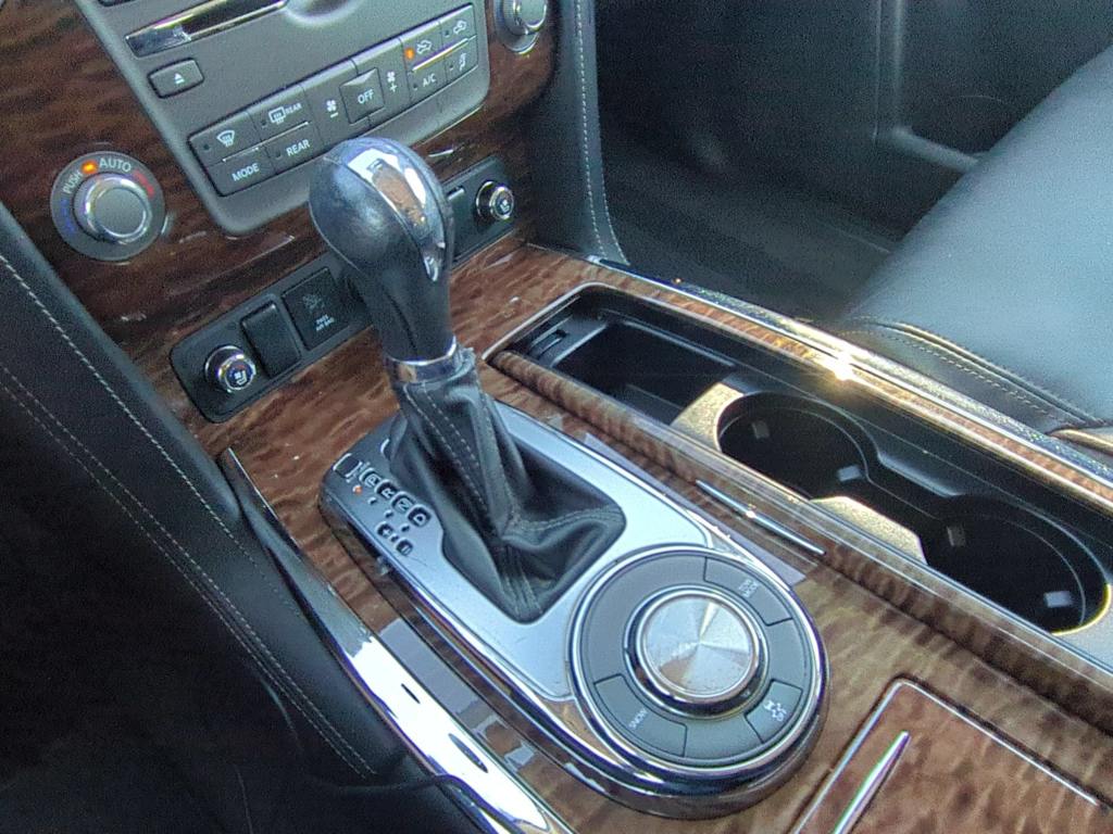 Thumbnail: 2020 Nissan Armada - 15