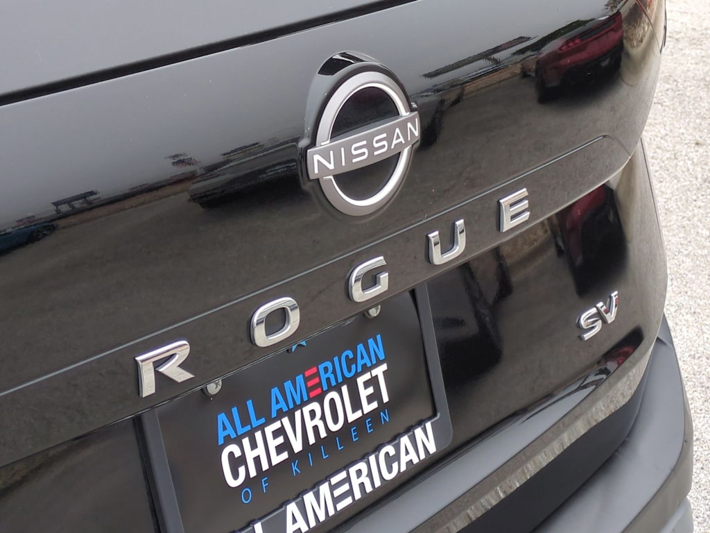 Thumbnail: 2023 Nissan Rogue - 33