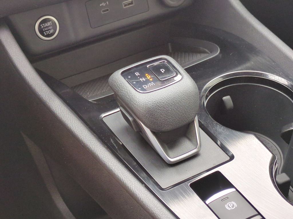 Thumbnail: 2023 Nissan Rogue - 14