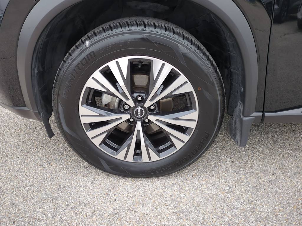 Thumbnail: 2023 Nissan Rogue - 8