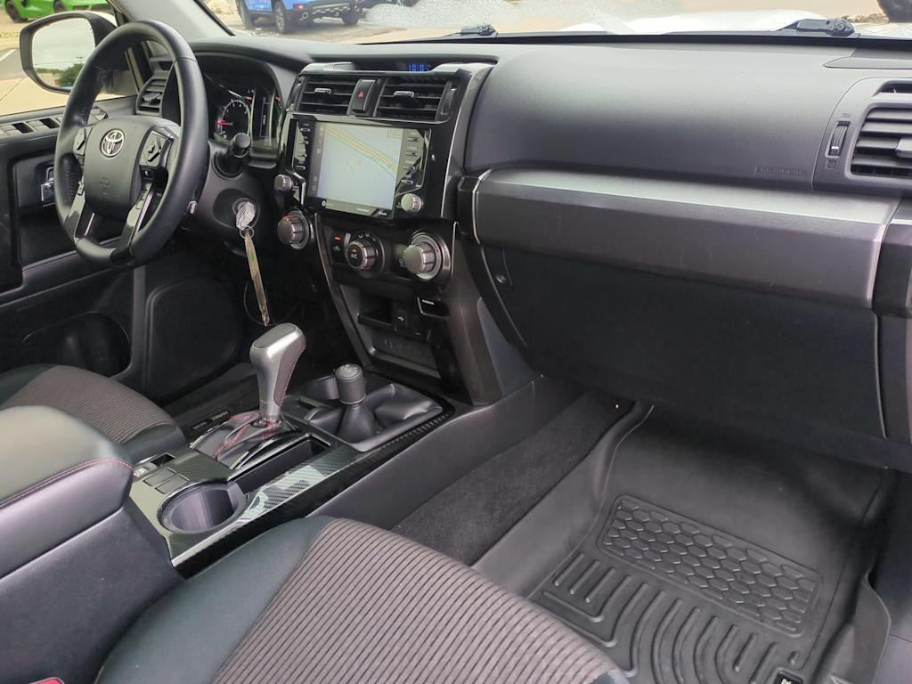 Thumbnail: 2020 Toyota 4Runner - 11