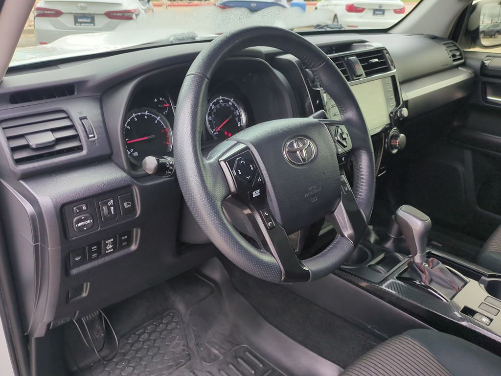 Thumbnail: 2020 Toyota 4Runner - 2