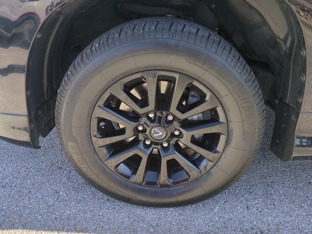 Thumbnail: 2022 Lexus GX - 8